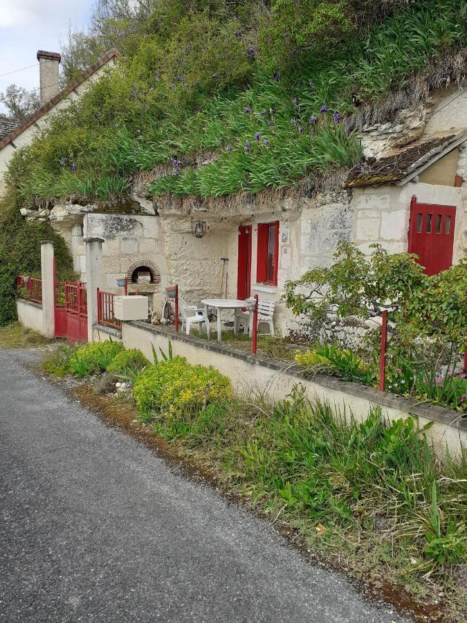 Gite Troglodyte Les Iris Villiers-sur-Loir Εξωτερικό φωτογραφία